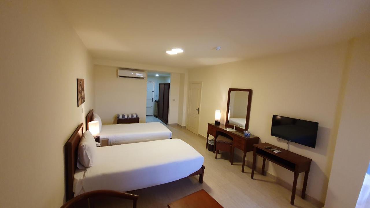 Fanar Hotel アインソフナ エクステリア 写真