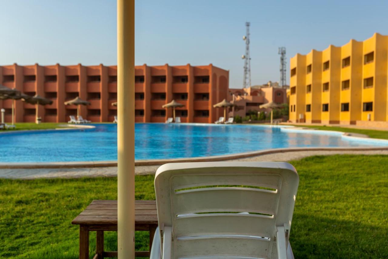Fanar Hotel アインソフナ エクステリア 写真